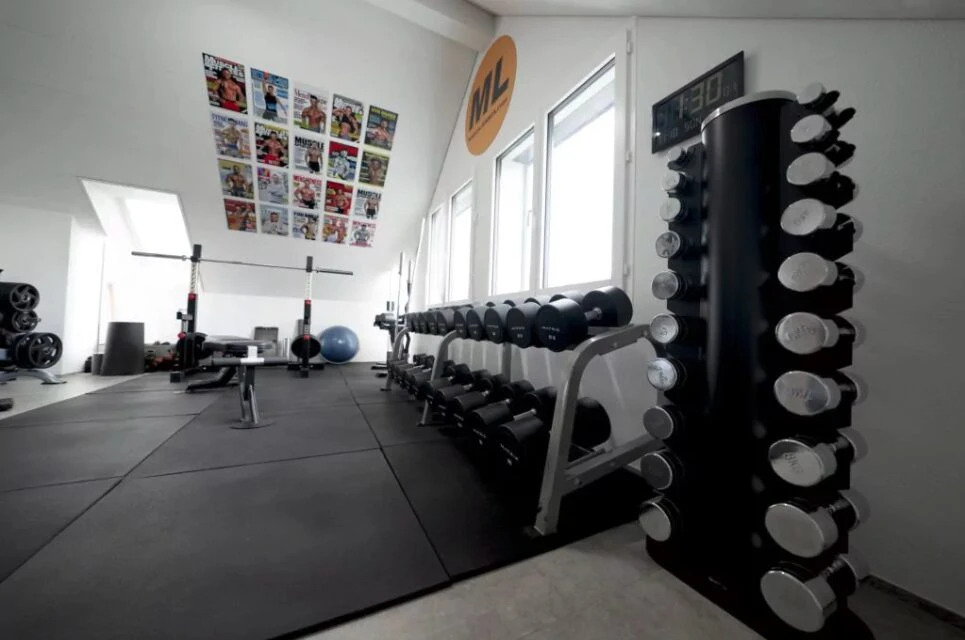 Privatstudio von Marco Laterza in Urdorf, Dorfstrasse 11c